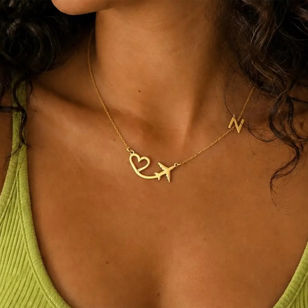 Making Custom Jewelry - Gepersonaliseerde hartvormige vliegtuig-hanger met initialen voor