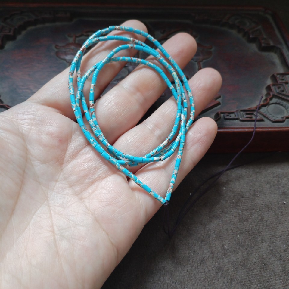 Vintage lichtblauwe microkolom - Jewelry Making Light recensie en prijs